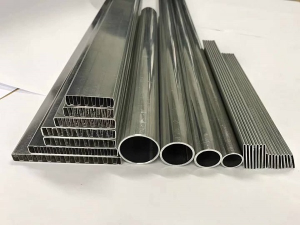 Applicationem stmping fistulae condenser