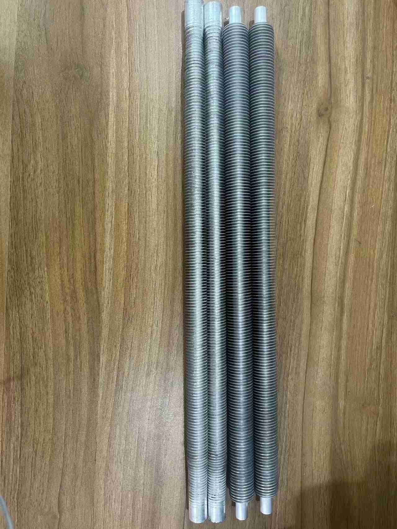 Aluminium fistulae oleum frigidior Thracam